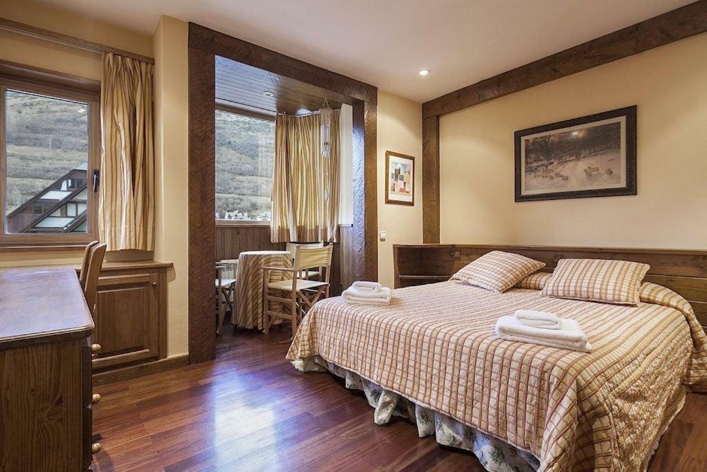 Luderna - Apartamento Tuca Vielha Esterno foto